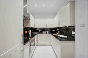 Splendid Residence image 2