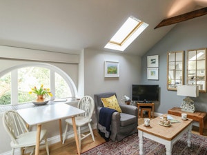 Chesil Cottage image 2