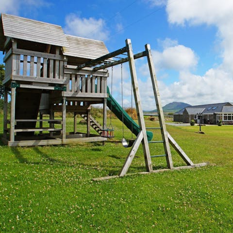 Let the kids loose in the playhouse