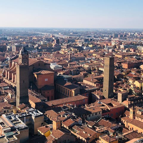 Enjoy your prime location in the heart of Bologna's historic centre 