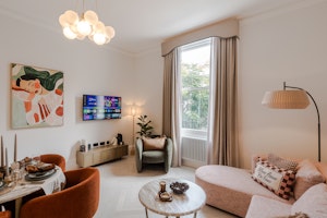 A Notting Hill Affair image 1