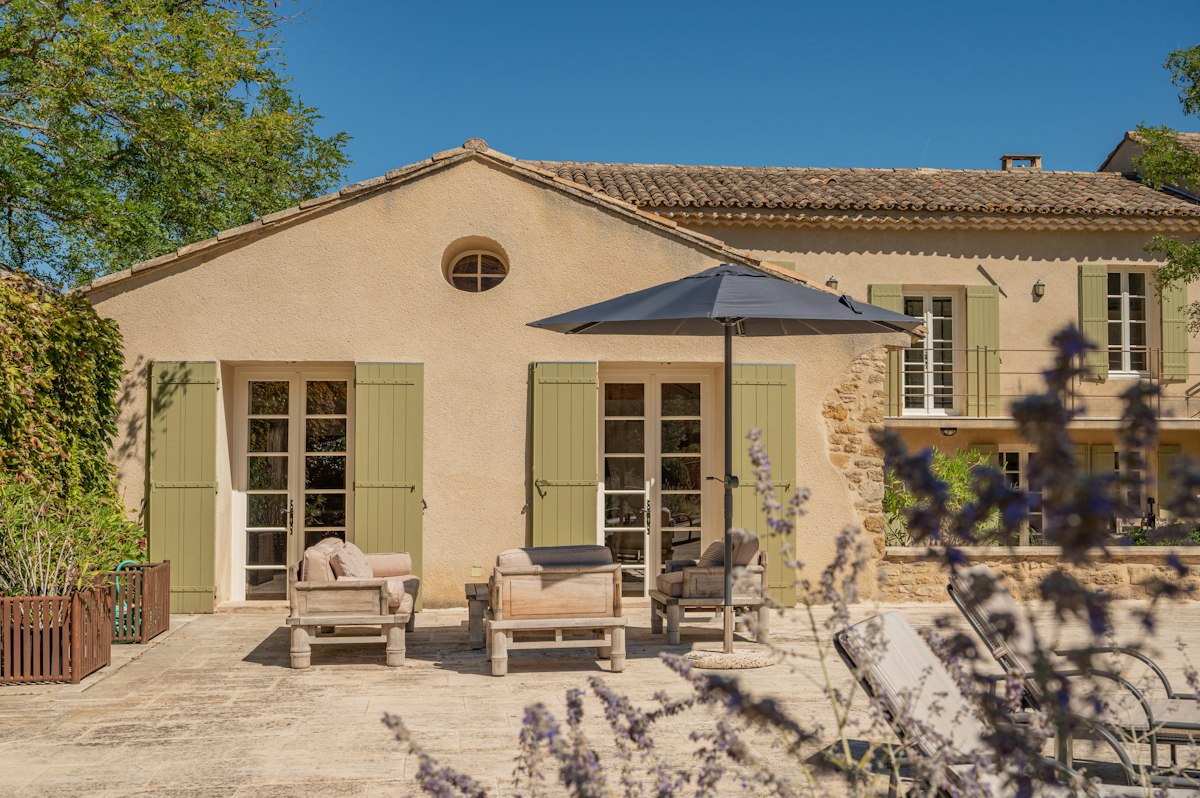 Champagne on the Hills, Provence-Alpes-Côte d'Azur