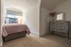 A Wiltshire Retreat image 9