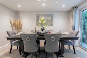 A Wiltshire Retreat image 8