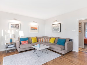 River View Residence image 8