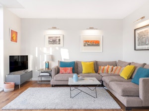 River View Residence image 5
