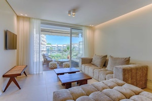 Riviera Interlude image 1