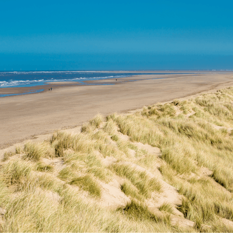 Drive to Holkham beach in just twenty-five minutes