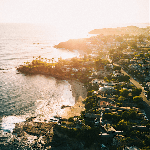 Explore the coastal city of Laguna Beach, right on your doorstep
