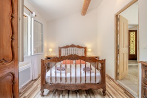 Treetop Provence image 7