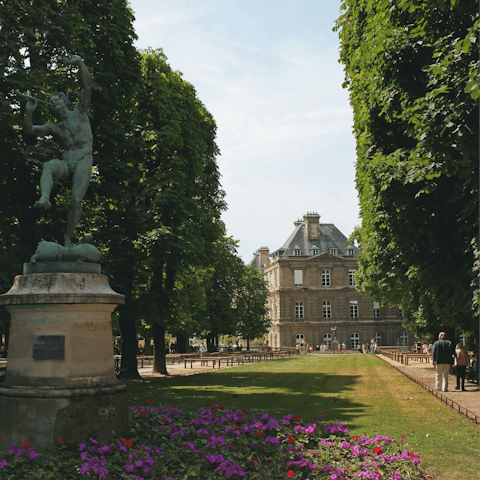 Soak up the beauty of nearby Luxembourg Gardens