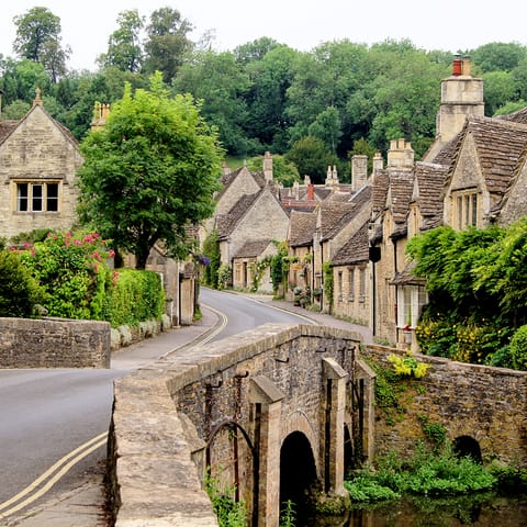 Stay in the heart of the Cotswolds, only a twenty-minute walk from Stow-on-the-Wold
