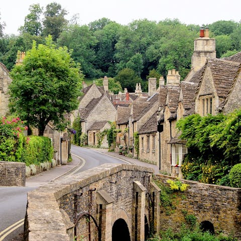Explore the beautiful Cotswolds on your doorstep