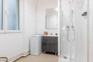 Monceau Morning image 3