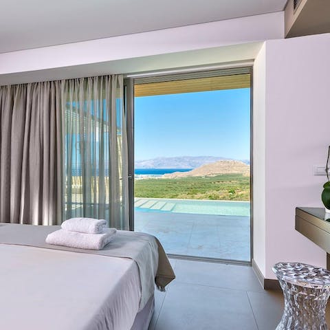 Wake up to stunning ocean views without even having to get out of bed