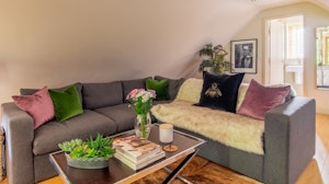 Halcyon Hideaway image 8