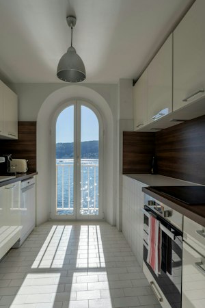 Waterfront Charm image 14