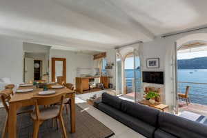 Waterfront Charm image 8
