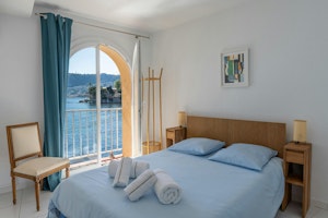 Waterfront Charm image 2