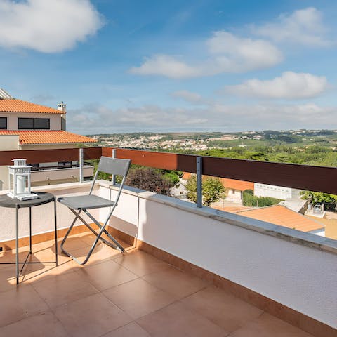 Enjoy a refreshing pause with drinks on the terrace