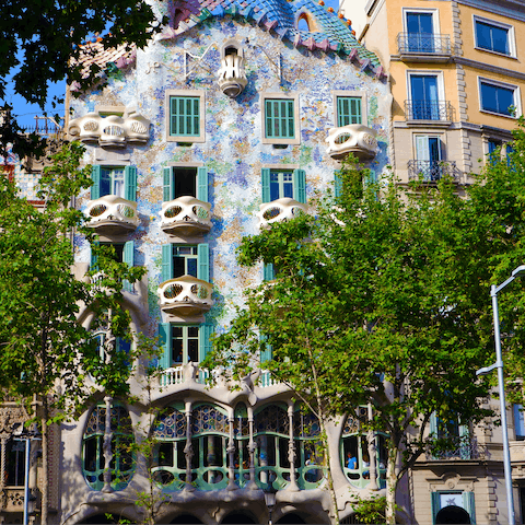 Take in the architectural marvel of Casa Batlló – thirteen-minutes away by metro or twenty-five by foot