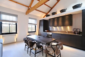 Knightsbridge's Delight image 12