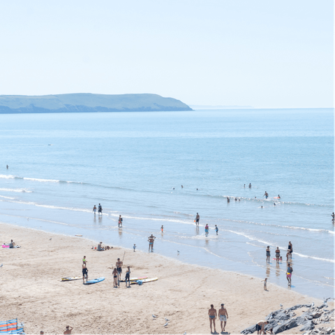 The beautiful Readymoney Cove beach is just a short walk away