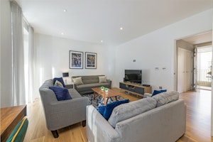 The Clapham Key image 9