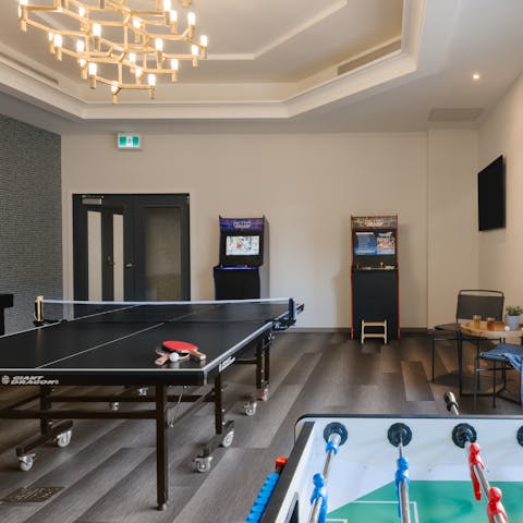  Socialise with other guests in the building's communal lounge and games room