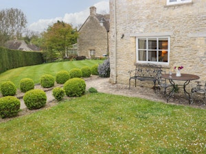 Town Meadow image 1