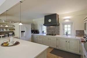 Quiet Provence Stay image 14