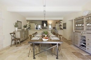 Quiet Provence Stay image 7