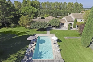 Quiet Provence Stay image 4