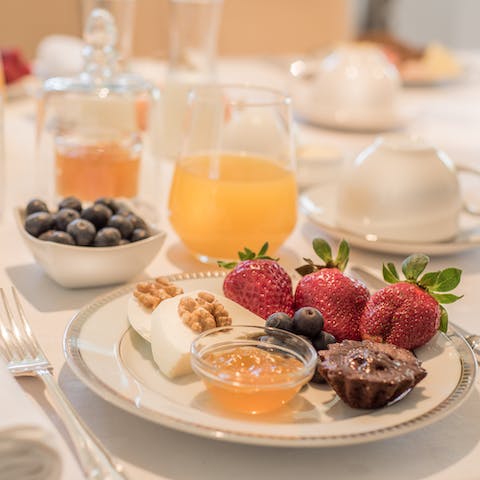 Opt for daily breakfast to be prepared for you on the garden terrace