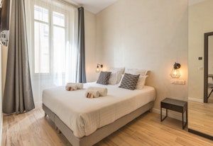 Nest of Cannes image 2