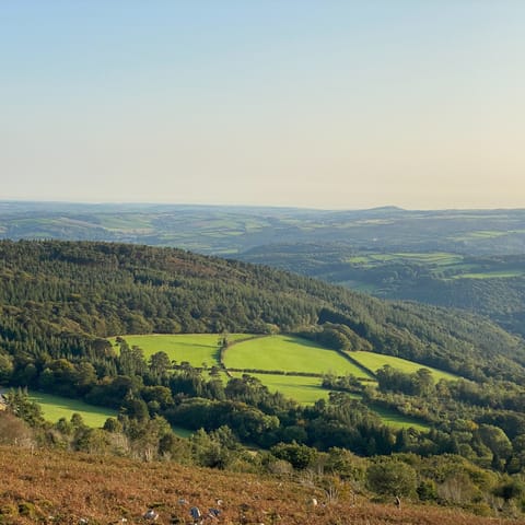 Explore the stunning landscapes of Dartmoor National Park, right on your doorstep