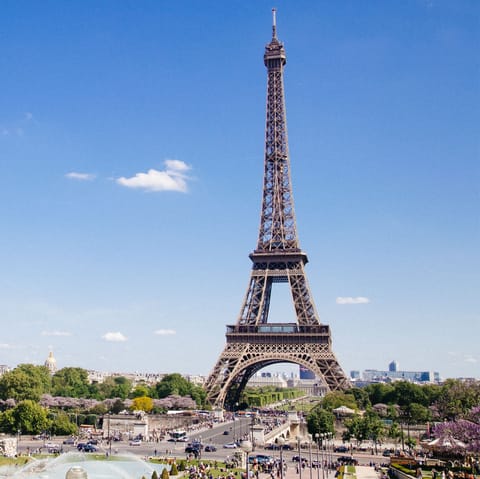 Stroll to nearby Place du Trocadéro to admire the view