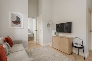 The Curator's Hideaway image 6