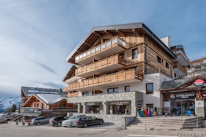 Sarenne Sunlounge image 15