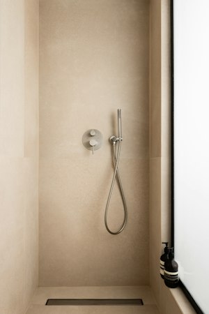 The Parisian Elegance image 10