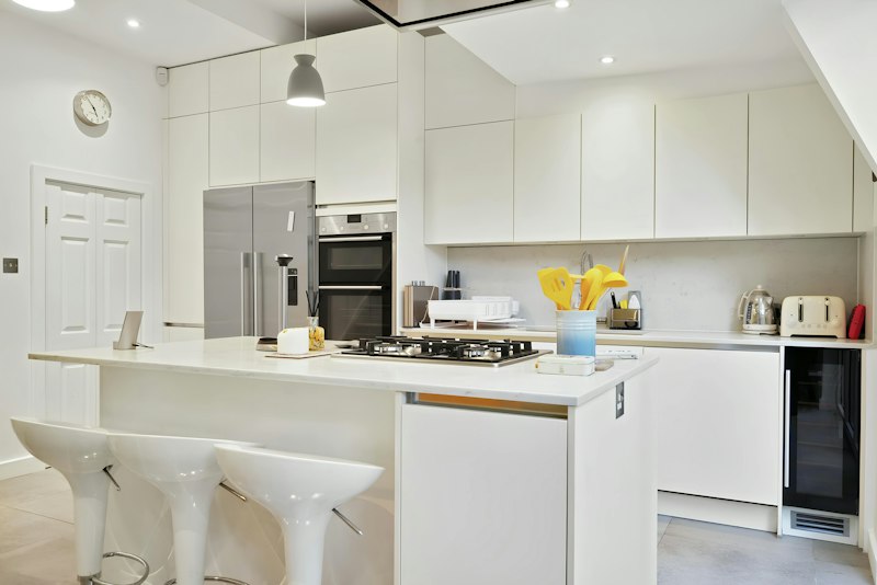 Charming London additional image