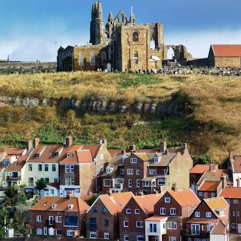 Enjoy your stay in the beautiful coastal gem of Whitby 