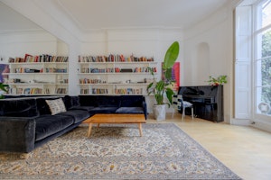 Bloomsbury Townhouse image 11