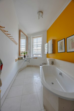 Bloomsbury Townhouse image 4