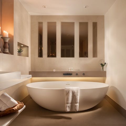 Treat yourself to a bubble bath in the freestanding tub