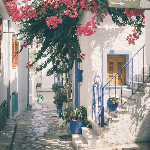 Take a twelve-minute drive to the centre of gorgeous Skiathos