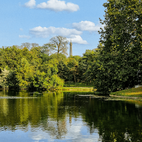 Walk thirty minutes to Bois de Boulogne, one of the city’s largest parks