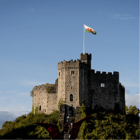 Explore nearby Cardiff Castle – only one kilometre away