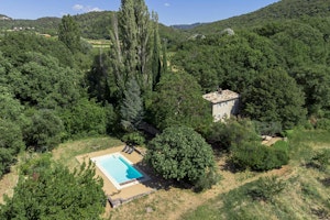 Bonny Bonnieux image 12