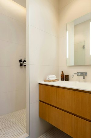 Golden Triangle Charm image 9